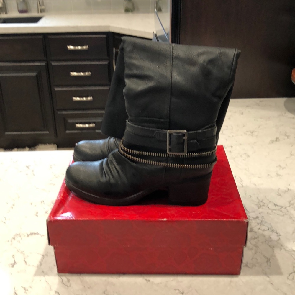 Carlos Santana tall black boots